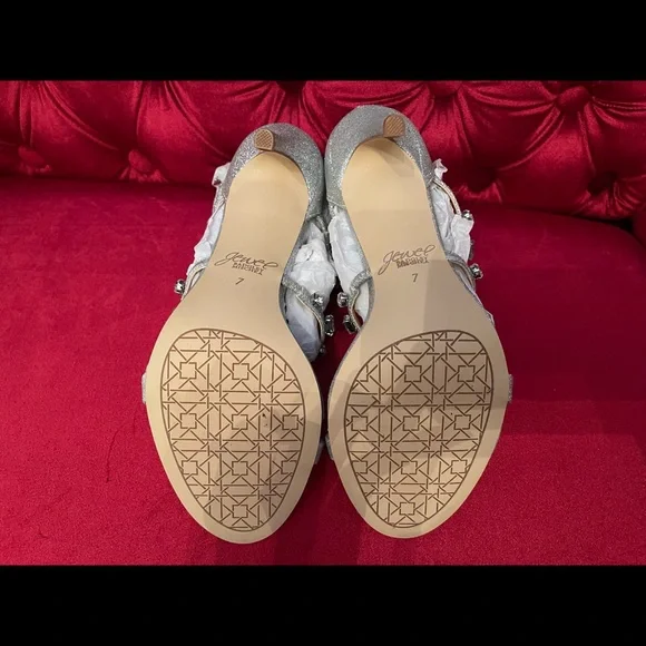 NWT ‘Adela’ From Badgley Mischka’s Jewel Collection - Picture 7 of 13